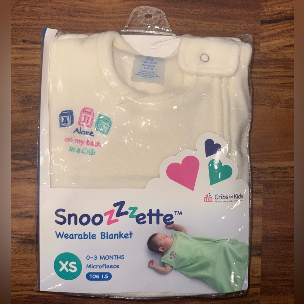 Snoozzzette Microfleece Swaddle Blanket